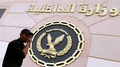 أمن الإسكندرية ينقل مواطن مريض للمستشفى لتلقى العلاج واالرعاية