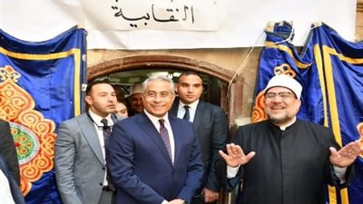شحاتة يتفقد لجنتي الأوقاف و الشهر العقاري للانتخابات العمالية