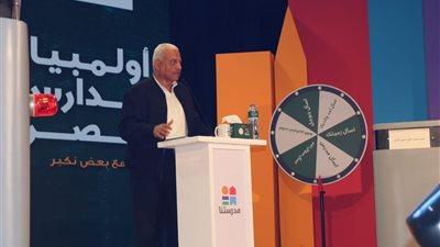 محافظ السويس يوجه الأوقاف والكنيسة بتوعية الطلاب بمخاطر التدخين