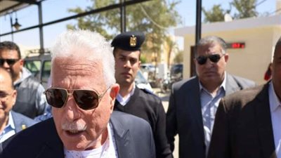 تطوير موقف سيارات الأجرة بمدينة رأس سدر جنوب سيناء بتكلفة 600 ألف