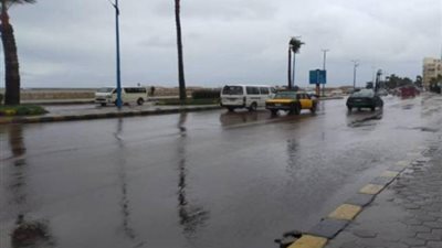 أمطار على الإسكندرية مع استمرار حركة الملاحة بالميناء