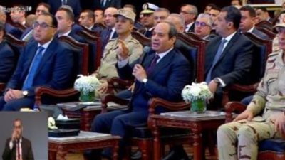 السيسي: الأرقام التي نحتاجها لتنفيذ المشروعات كبيرة للغاية وتحتاج جهدا كبيرا ايضا