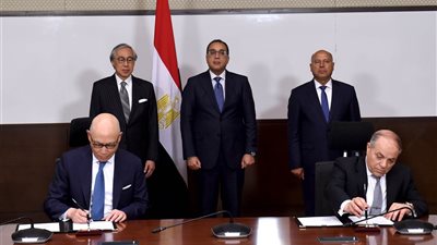 مدبولي:توجيهات للرئيس بتكثيف الجهود للاستفادةمن موقع مصر الجغرافي