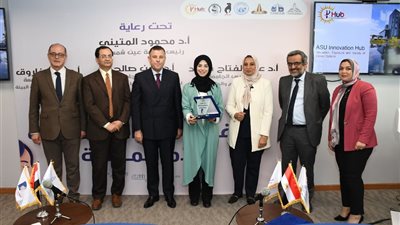 رئيس جامعة عين شمس يفتتح فعاليات احتفالية 