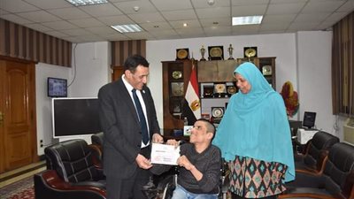 اختبار الكتروني في محو الامية لطالب من ذوي الهمم
