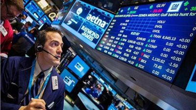 هبوط الأسهم الأمريكية بعد تدهور القطاع المصرفي