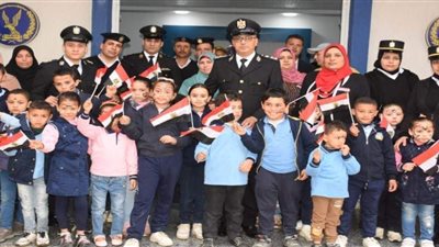 الداخلية تنظم زيارة لطلاب المدارس لبعض الجهات الشرطية بكفر الشيخ