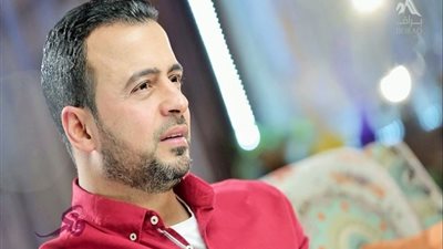الداعية مصطفى حسنى في ضيافة تجارة عين شمس