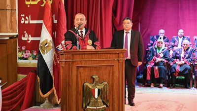 جامعة الفيوم تكرم 610 من أبنائها الفائزين بجائزة النشر العلمي