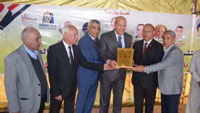 تكريم الأمهات المثاليات بالمعهد العالي للهندسة بالعريش