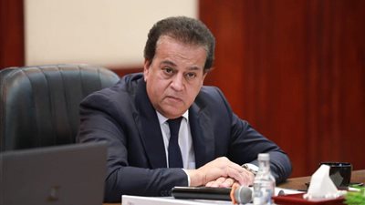 وزير الصحة يؤكد أهمية بدء تفعيل أنشطة المجلس الصحي المصري