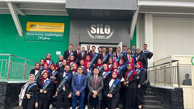 طلاب جامعة بني سويف في زيارة لمجمع 