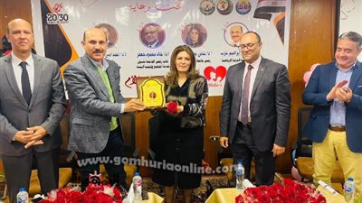 التربية الرياضية بالسادات تحتفل بعيد الأم