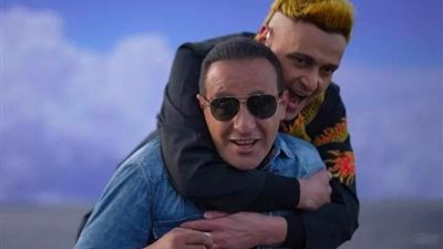 السقا يكشف عن هوايبته الأدبية فى رامز نيفر إند: بكتب رباعيات شعر