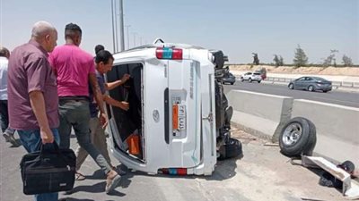 إصابة 10 فى انقلاب ميكروباص بالفيوم