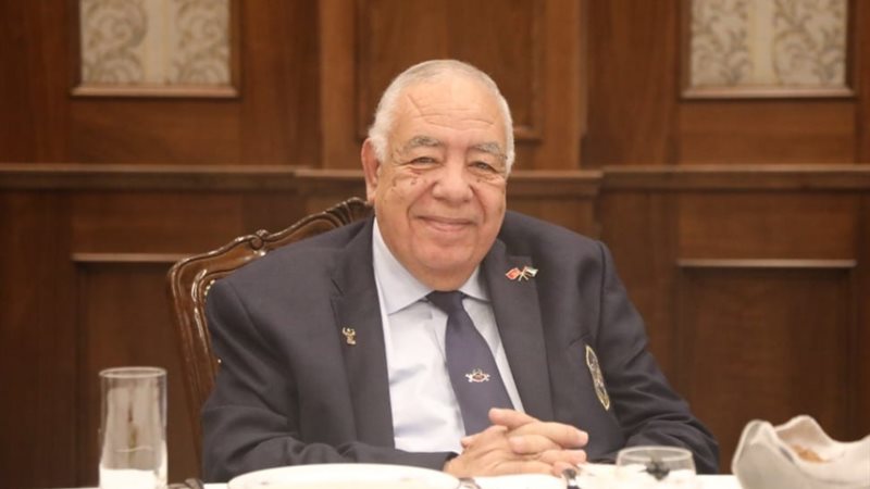 عادل فهيم رئيس الاتحاد