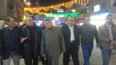 ليلاً.. محافظ الشرقية يُتابع أعمال نفق أسفل السكة الحديد