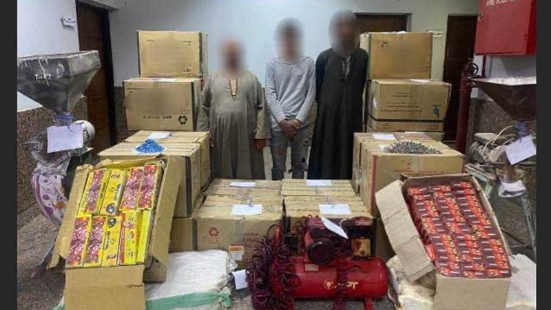 المتهمون والمضبوطات