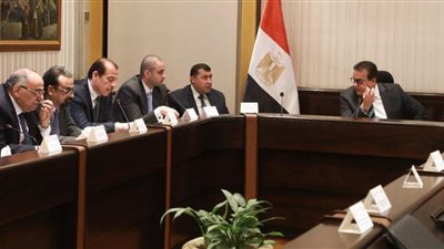 وزير الصحة يوجه بتشكيل لجنة لمتابعة مشروع إنشاء معهد القلب الجديد
