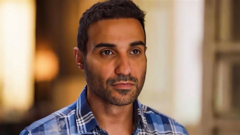 الفنان أحمد فهمى