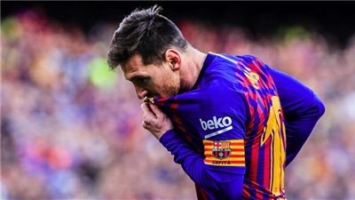 نائب رئيس برشلونة يؤكد التفاوض مع وكلاء ميسي من أجل عودته