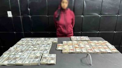 تفاصيل سرقة 650 ألف جنية من داخل سيارة بمدينة نصر