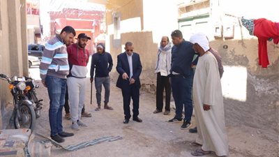 رئيس شركة مياه البحر الأحمر يتفقد مواقع الشركة بمدينة القصير