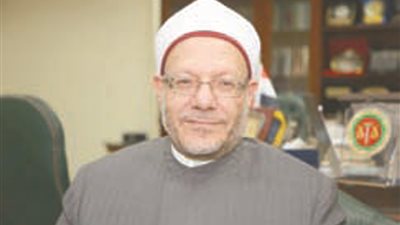 المحتكر آثم.. إذا قصد حجب السلع عن الناس