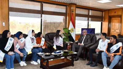 رئيس جامعة القناة يستقبل وفد اتحاد طلاب الإسماعيلية الأهلية