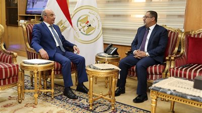 وزير العدل يستقبل نظيره اليمني..صور