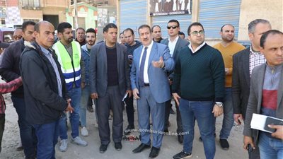 أعمدة ديكورية و