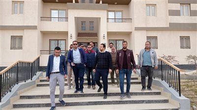وزير الإسكان يتابع موقف تنفيذ وحدات سكن كل المصريين