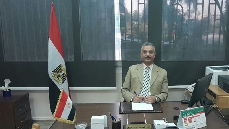 الدكتور السيد قنديل