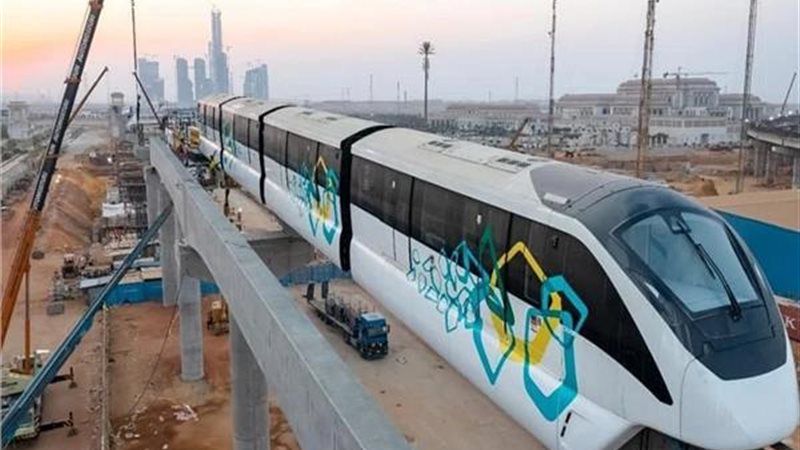 القطار الكهربائي
