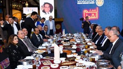 الرقابة المالية تكرم رواد القطاع المالي غير المصرفي السابقين والراحلين