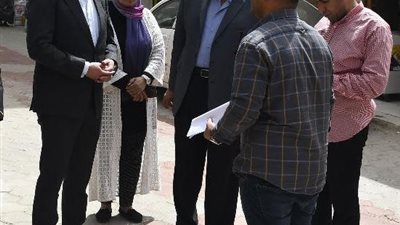 محافظ الفيوم .. يتفقد أعمال الرصف وتركيب الانترلوك