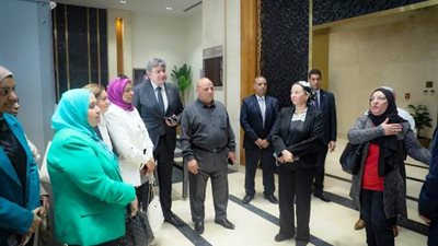 وزيرة البيئة فى جولة تفقدية جديدة لمبنى الوزارة بالعاصمة الإدارية