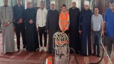 حملة لنظافة مساجد الإسماعيلية إستعدادا للإعتكاف والتهجد