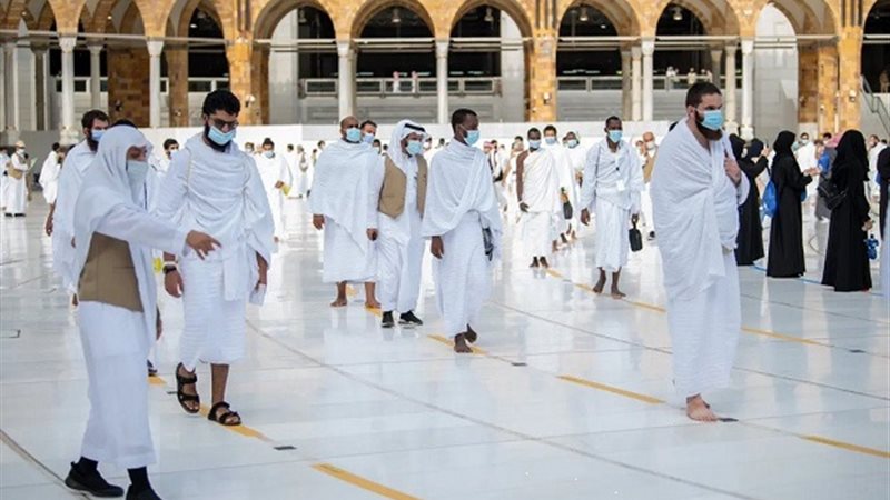 المعتمرون