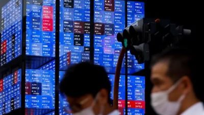 أسهم اليابان تواصل المكاسب بفضل دفعة من تصريحات وارن بافيت