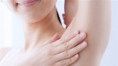 طريقة طبيعية لتفتح المناطق الداكنة بالجسم