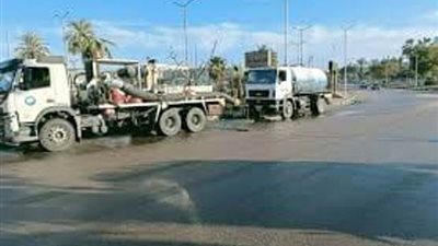 رئيس مياه القناة:استمرار الطوارئ وانتشار السيارات