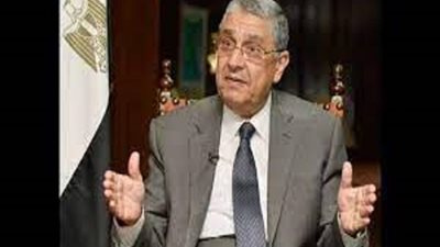 شاكر يؤكد على الالتزام بتوقيت توصيل التيار للمشروعات القومية