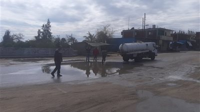 محافظ الإسماعيلية يوجه برفع درجة الاستعداد للطقس السيئ