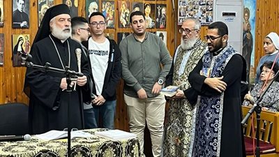 الأنبا باسيليوس يترأس الصلاة بكنيسة العائلة المقدسة بأرض سلطان
