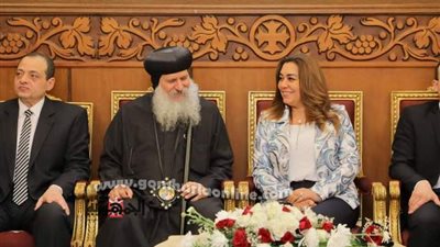 محافظ دمياط تزور كنيسة العذراء مريم للتهنئة بعيد القيامة المجيد