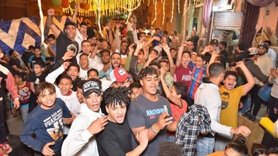 أهالي منشية الصدر ينظمون أطول إفطار شعبي بشارع واحد « ١٠٠٠ متر»