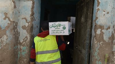 نشاط مكثف بكفرالشيخ لتوزيع كراتين رمضان للأولى بالرعاية