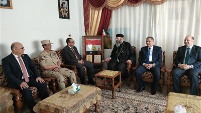 محافظ شمال سيناء يهنئ الاخوة الاقباط بعيد القيامة المجيد