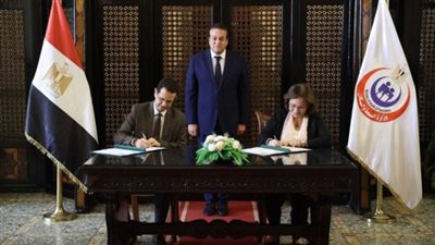 بروتوكول تعاون بين «القومي للطفولة» و«الرعاية الصحية» لتوفير حياة كريمة للأطفال